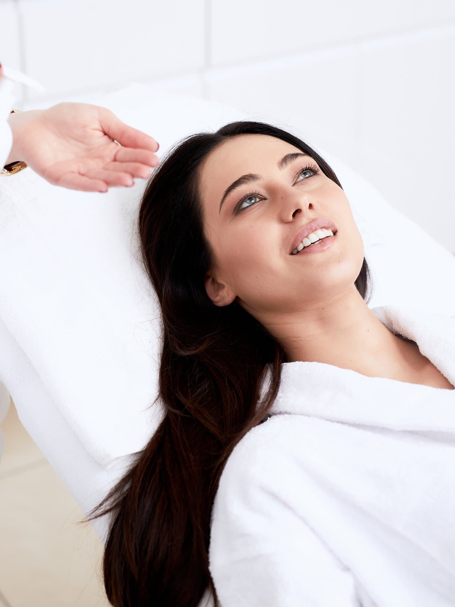 EstGen (Colostrum) — treatment at J'adore Instytut — Consultation & skin assessment