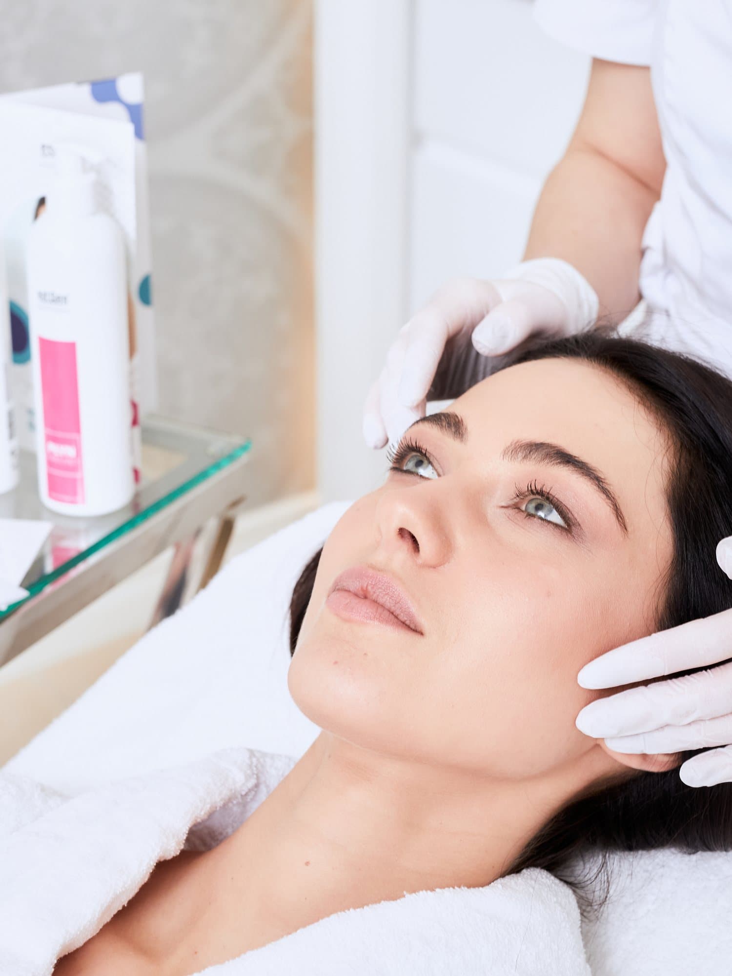 EstGen (Colostrum) — treatment at J'adore Instytut — Enzymatic makeup removal