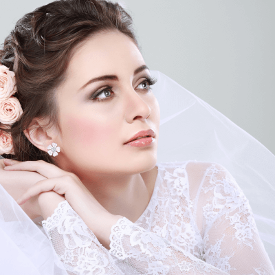 Zabiegi kosmetyczny przed ślubem – SPA, makijaż i fryzjer w Warszawie