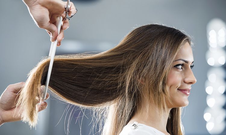 Modna fryzura – poznaj 5 sposobów na zawsze modną stylizację