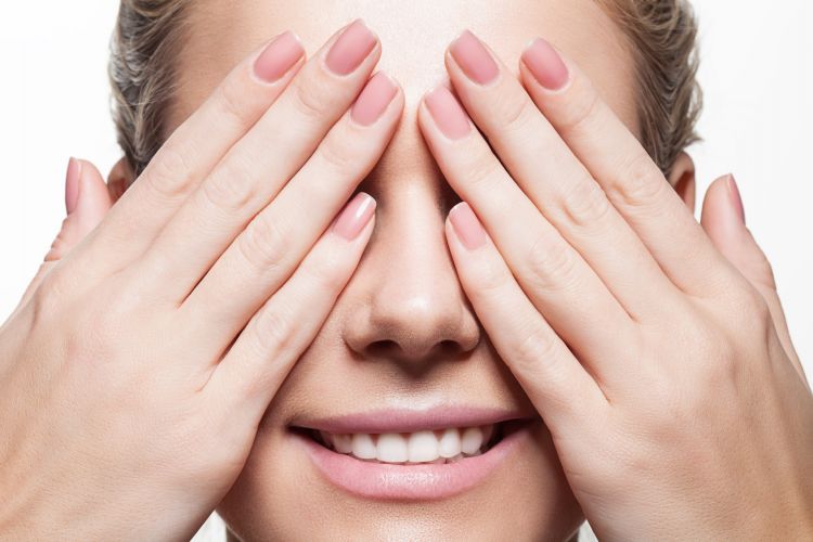 Manicure klasyczny, japoński, hybrydowy czy żelowy  – co wybrać, by cieszyć się pięknymi paznokciami?